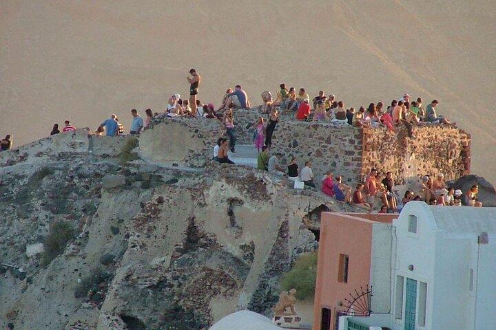 Private 6 hour guided tour in Santorini !!!