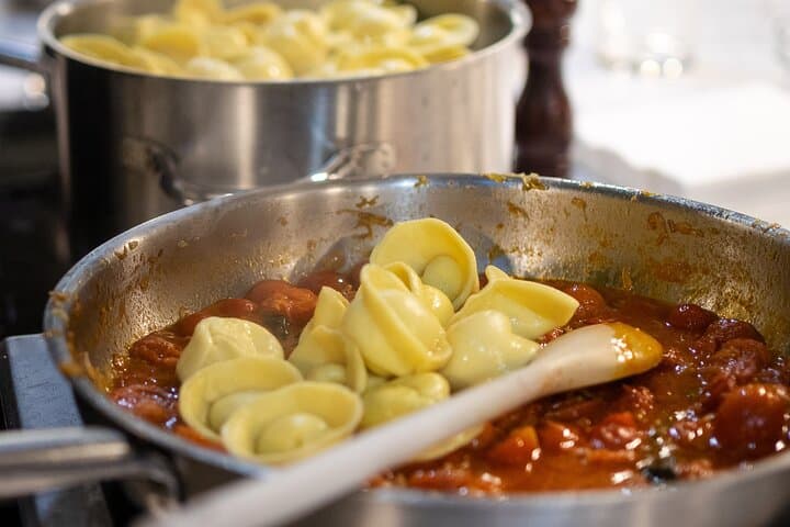 Milan Culinary Experience: Pasta & Tiramisù Class
