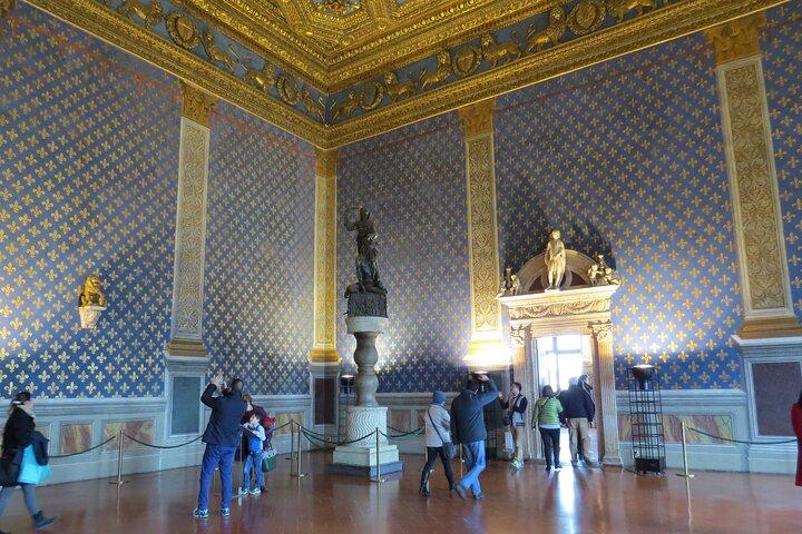 Small-Group Palazzo Vecchio Secret Passages Tour with Lunch Or "Gelato"