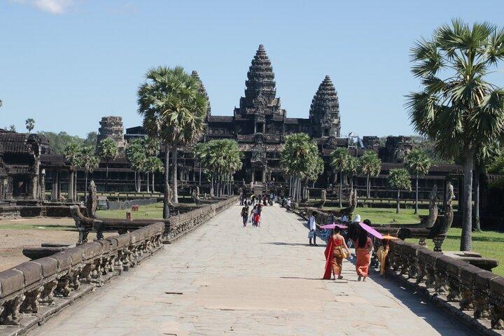 Siem Reap Temple Floating Village waterfall Kulen Mountain Tours