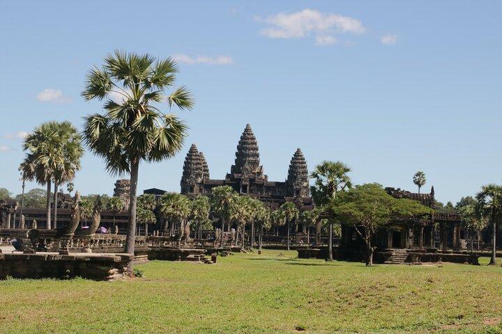 Siem Reap Temple Floating Village waterfall Kulen Mountain Tours