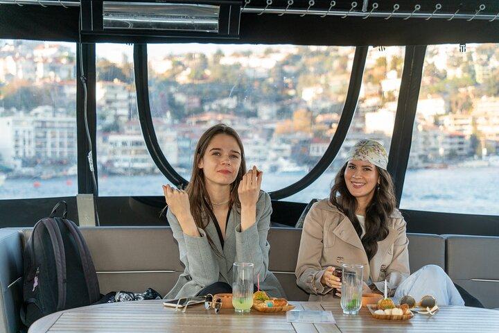 Istanbul Guided Bosphorus Afternoon Cruise with Turkish Coffee
