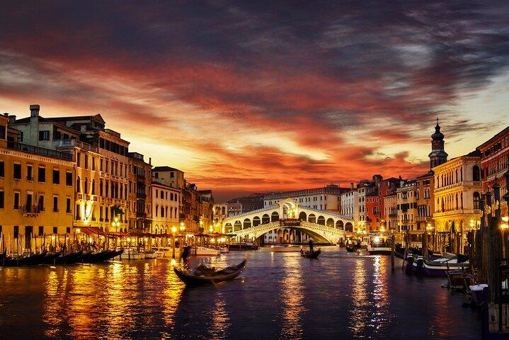 Venice at Night Small Group Guided Tour Away from the Crowds