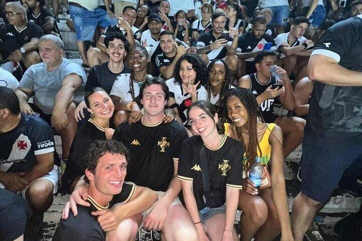 Rio de Janeiro: Join a Vasco da Gama soccer game with local guide