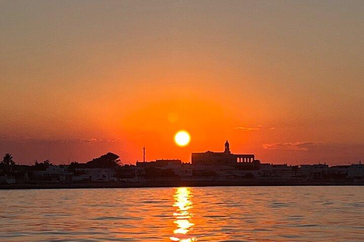 Boat Tour To The Splendid Polignano a Mare Coast