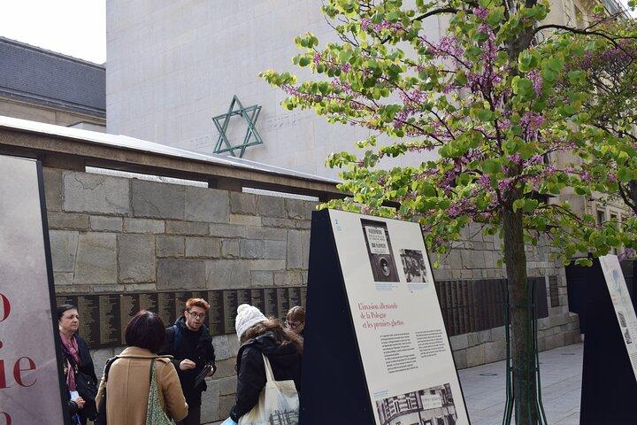 Paris Jewish Heritage: Le Marais & Montmartre Guided Walking Tour