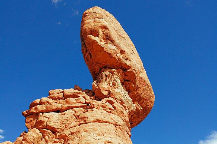 3-Hours Sunset Arches National Park 4X4 and Highlights Tour