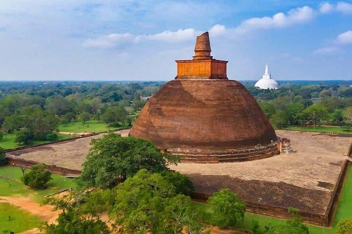 2 Days tour Dambulla Sigiriya Wilpattu Anuradhapura from Colombo