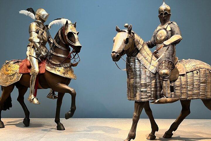 Abu Dhabi Louvre Museum Private Tour with Pick up and Drop Off