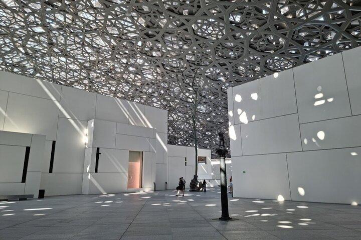 Sheikh Zayed Grand Mosque & Louvre Museum Private Tour From Dubai