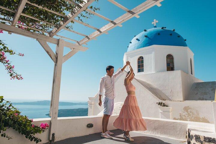 Santorini Vacation Photoshoot