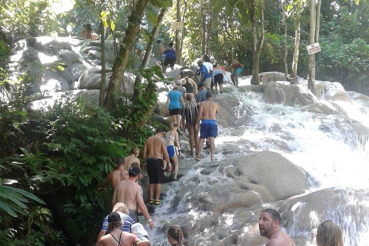 Private Transfer to Dunns River Blue Hole Tubing from Montego Bay