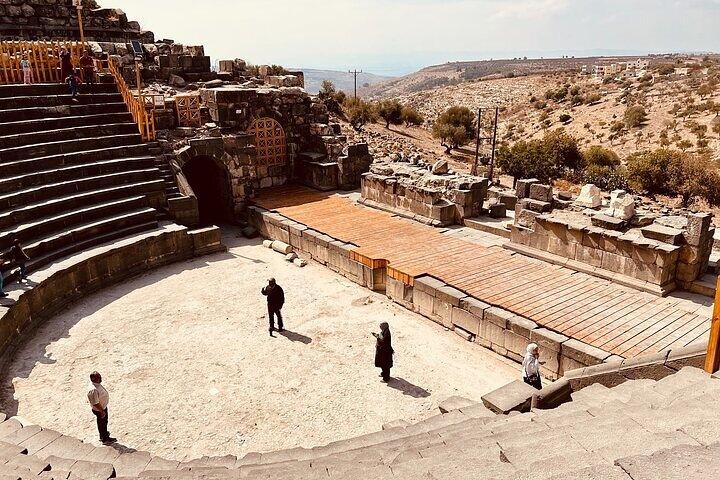 Full day Tour Jerash، Ajloun and Um Qais from Amman