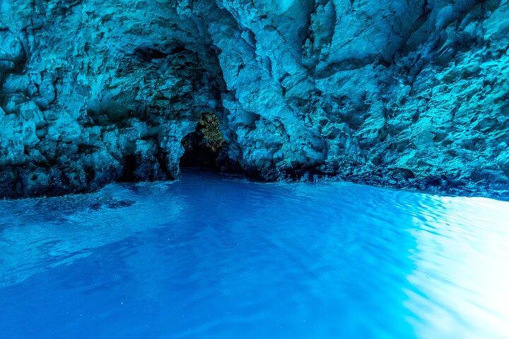 Blue Cave and Hvar 5 Islands speedboat tour | from Split&Trogir