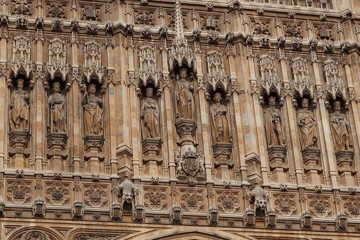 Full Day London Private Tour with Admission to Iconic Landmarks