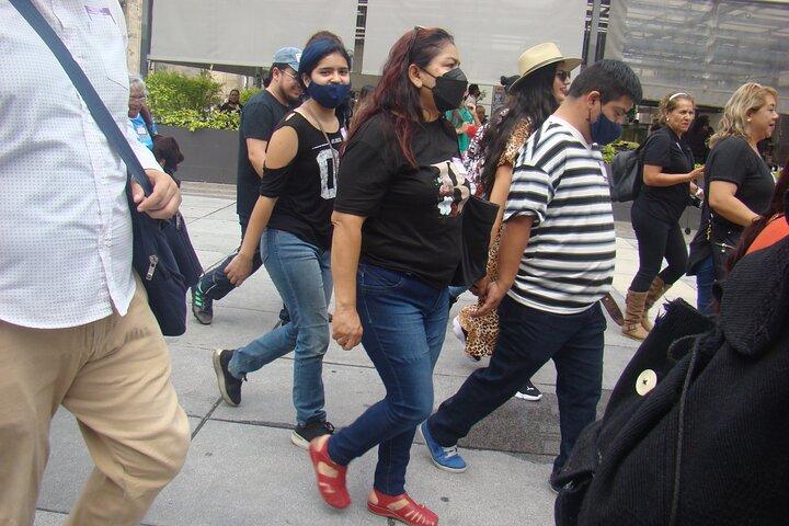 Unmissable Walking Tour with Naomi in Guadalajara