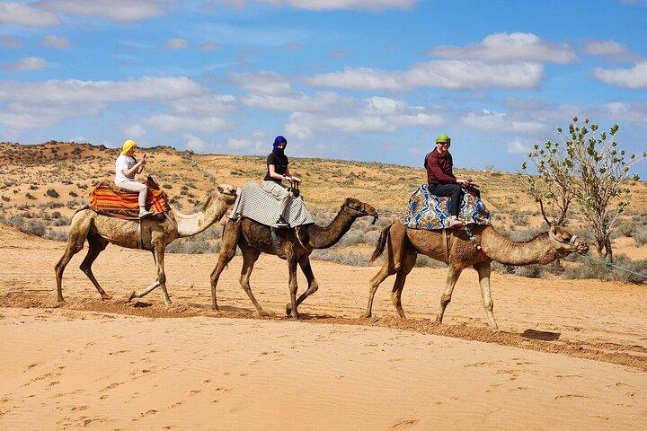 4×4 Jeep Desert Safari Tour with Lunch and Camel Ride