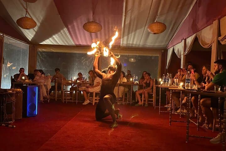 Agafay Desert : Dinner, show, Sunset & Access to the pool