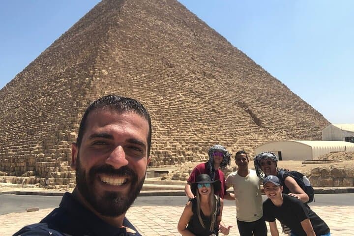 Private Tour to Giza Pyramids, Memphis, Saqqara and Camel Ride