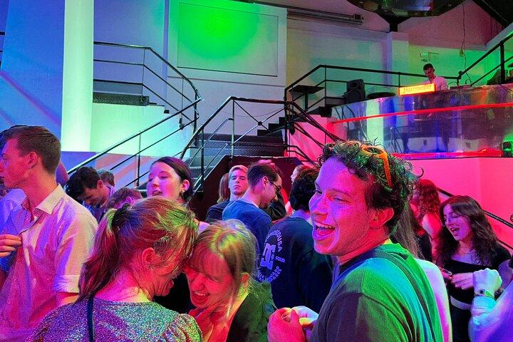Lisbon PubCrawl - Unlimited Drinks, shots and V.I.P club entry