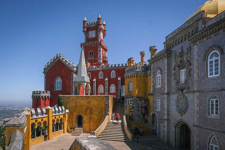 Sintra & Cabo da Roca - Private Van Tour