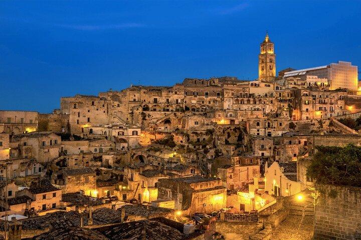 Tradition of Puglia : Altamura bread and stones of Matera da Bari