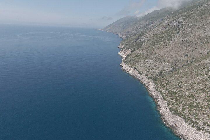 Private 6 H Boat Dafina Bay & Bear's Bay