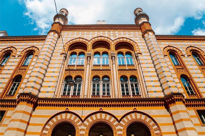 Budapest Self-Guided City Walking Tour & Scavenger Hunt