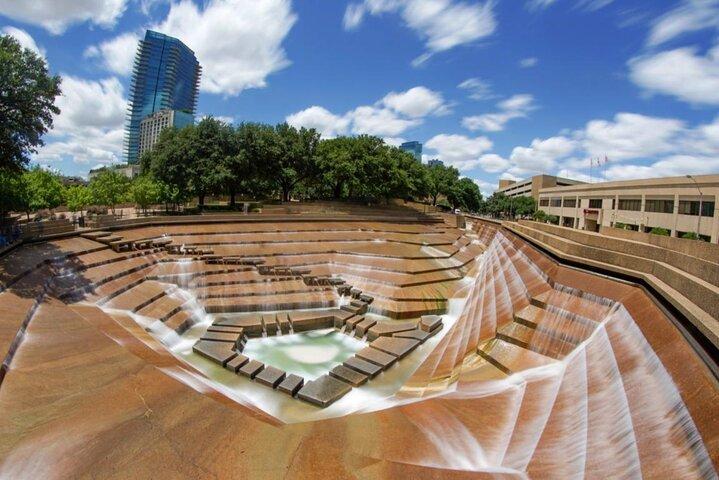Fort Worth Self-Guided City Walking Tour & Scavenger Hunt