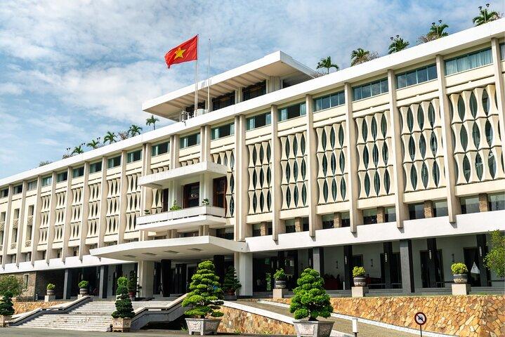 Ho Chi Minh Self-Guided City Walking Tour & Scavenger Hunt