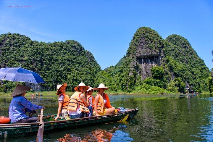 Hanoi to Ninh Binh Private Day Tour : Bai Dinh Trang An Mua Cave