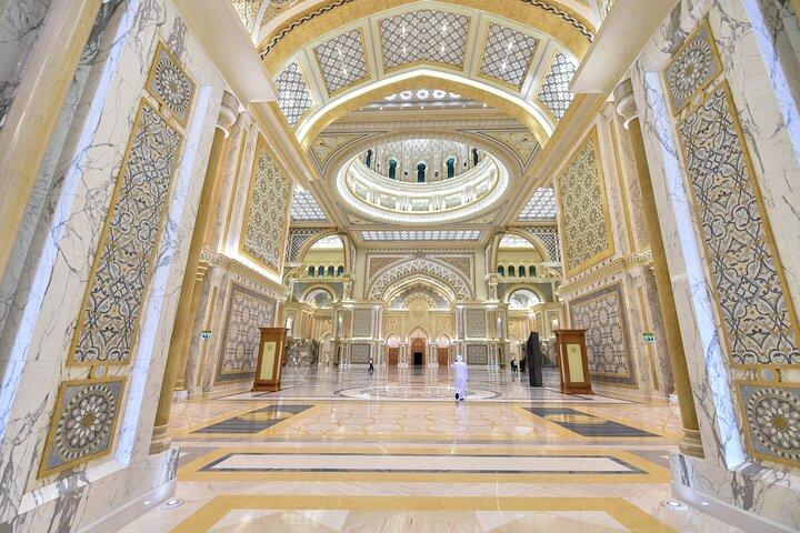 Exclusive tour To Qasr al Watan and Sheikh Zayed Mosque Abu Dhabi