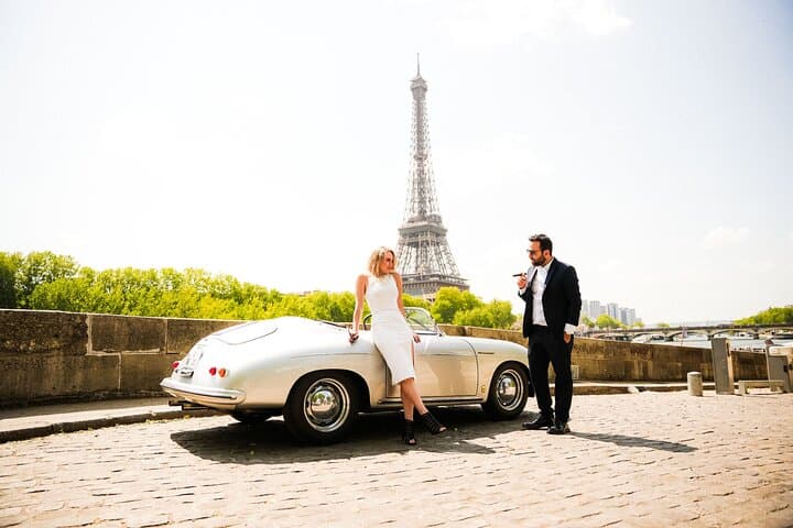 Private Tour: Personal Travel Photographer Tour in Paris