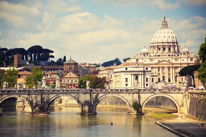 Arrival in Rome: Airport Transfer & Exclusive City Introduction
