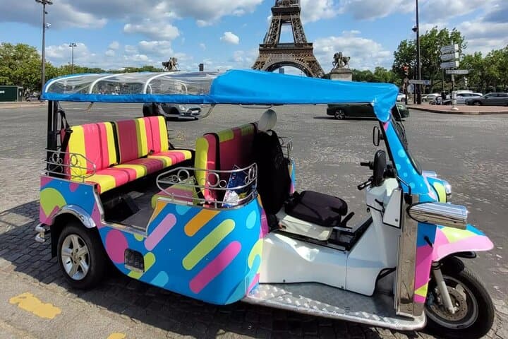 Paris with a Tuk Tuk - Private 3-Hour TukTuk Tour