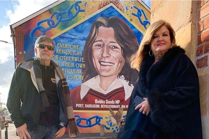 The Troubles Belfast Cab Tours: 2-hour Famous Black Taxi Tour