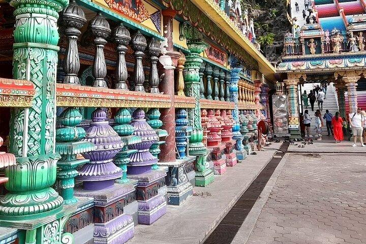 Full Day Kuala Lumpur City Tour with Petronas Twin Tower Tickets