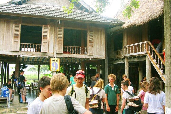 Mai Chau 2 Days 1 Night Tour from Hanoi: Biking & Ethnic Villages