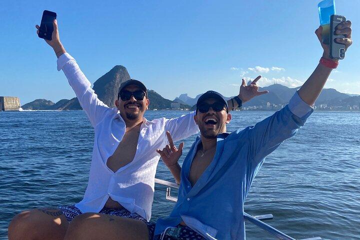 Sailing Tour with Open Bar