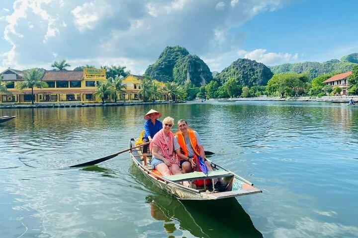 1 Day Luxury Ninh Binh Day Tour Hoa Lu Tam Coc and Mua Cave