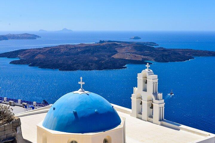 Sightseeing Tour in Santorini with wine tasting