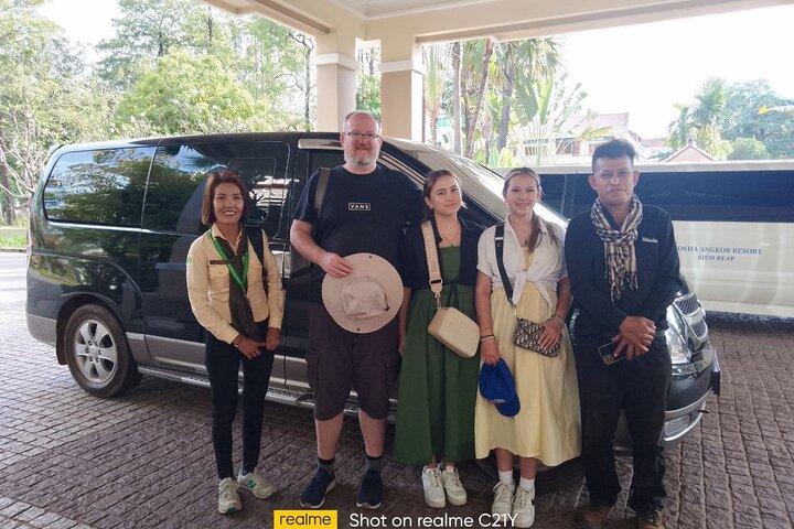 Siem Reap to Phnom Penh in Comfort: Private Transport