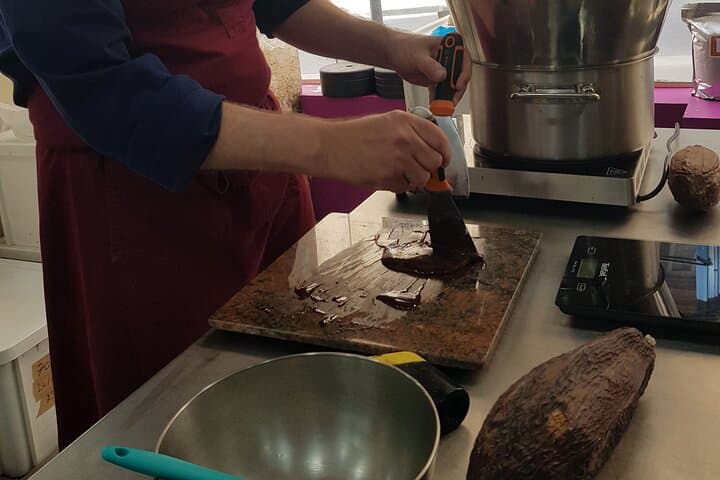 Become a Chocolate Master! Chocolate Bar Workshop in Paris