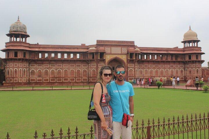 Agra City Tour From Railway Station/Hotel In Agra