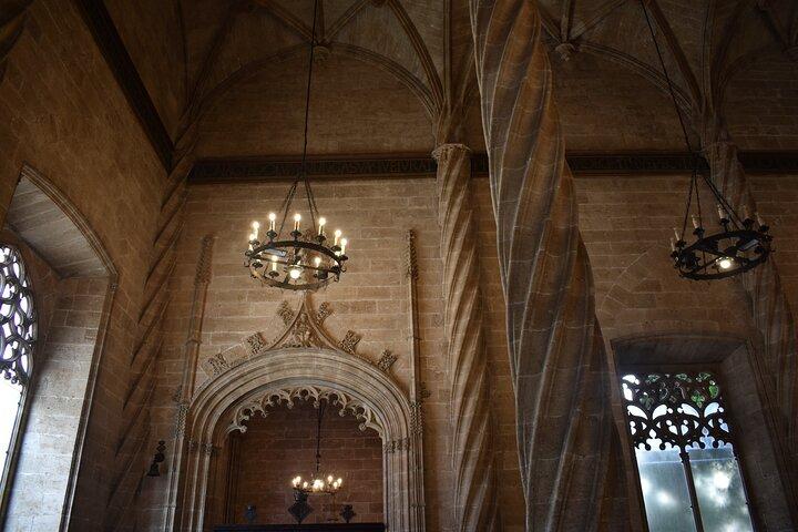 Valencia: Art & Architecture Guided Tour with Monuments Tickets