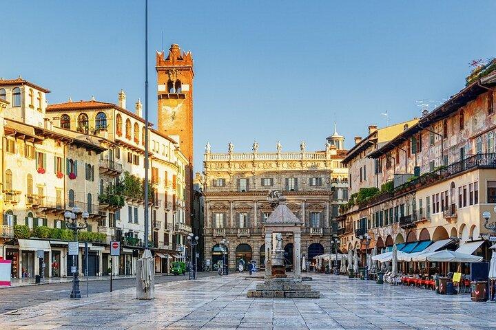 Verona: Arena Skip-the-Line & Secret Hidden Gems Walking Tour