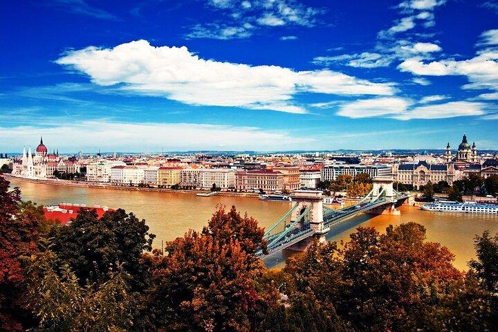 NEW! Private Customed Tour in Budapest for 4 hours by Car