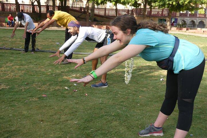Guided Morning Bicycle Tour with Food Tasting in Jaipur