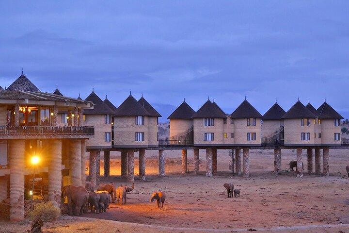 3 Days Safari Tour to Tsavo's Most Photographed Lodge