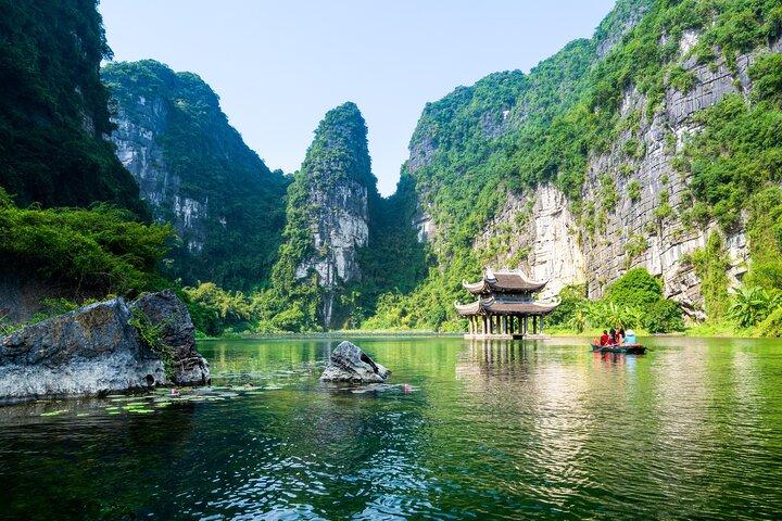 Ninh Binh Day Tour To Visit Hoa Lu - Trang An/Tam Coc - Mua Cave